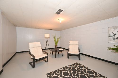 6326 Wright St, Milwaukee WI 53212-2940 exterior