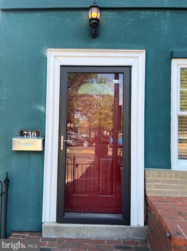 730 11 St, Washington DC 20002-3738 exterior