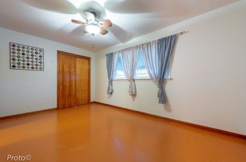 3433 54 St, Chicago IL 60632-3264 exterior