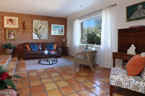 1202 Chula Vista Rd, Tucson AZ  85704-3008 exterior