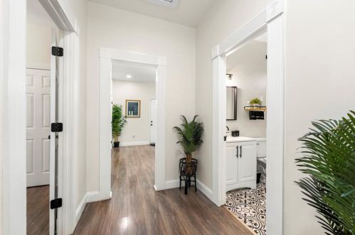 1714 Connally Dr, Atlanta GA  30344-2519 exterior