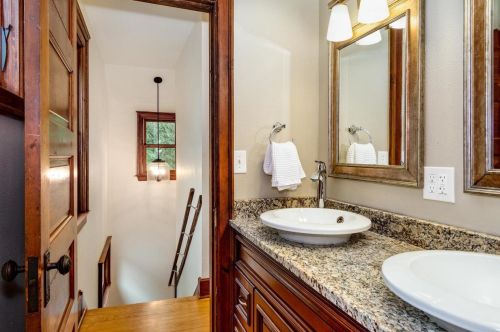 1610 Madison St, Madison WI  53711-2122 exterior