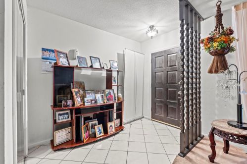 2598 4 Ct, Boca Raton FL 33432-1907 exterior