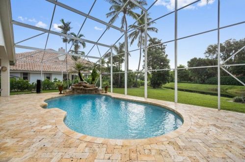 6638 Newport Lk Cir, Boca Raton FL 33496-3001 exterior