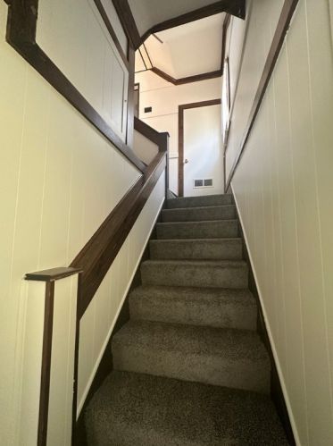 107 Poplargrove St, Pittsburgh PA 15210-3913 exterior