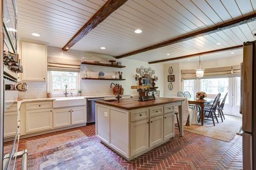 110 Riv Holw Ct, Duluth GA 30096-2414 exterior