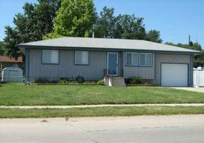 4820 Marshall Dr, Omaha, NE 68137-1511