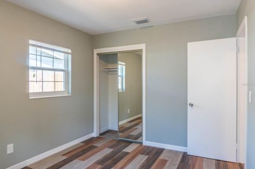 5602 Gateway Dr, Tampa FL  33615-4123 exterior