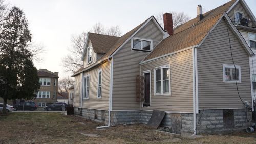 7629 Dante Ave, Chicago, IL 60619-2719