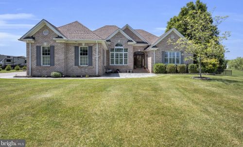 79 Quail Ct, Littlestown, PA 17340-9021