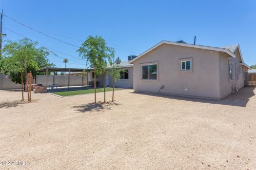 3128 Desert Cove Ave, Phoenix AZ  85029-4203 exterior