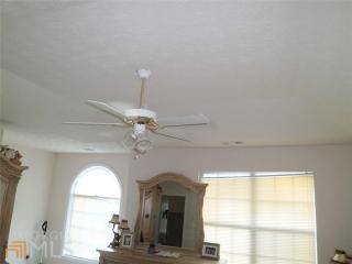 8520 Browns Mill Trce, Lithonia GA  30038-7510 exterior