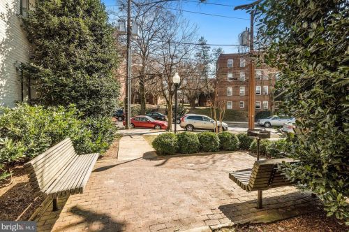 3817 Davis Pl, Washington DC  20007-1329 exterior