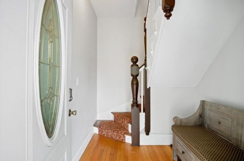 150 Irving Ave, Providence RI 02906-5407 exterior