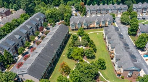 2067 Cobblestone Cir, Atlanta GA 30319-4911 exterior