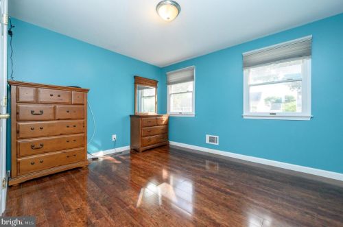 24 Benson Ln, Trenton NJ 08610-2309 exterior