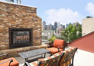 2815 Allen St, Dallas TX  75204-1031 exterior