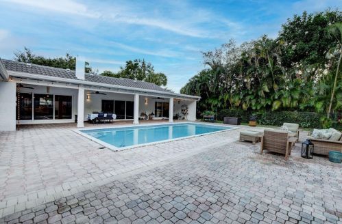 7548 Estrella Cir, Boca Raton FL  33433-1629 exterior