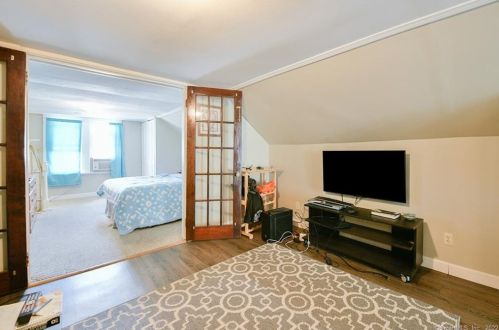 226 Seymour Ave, Derby CT 06418-1310 exterior