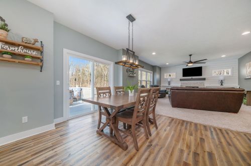 3980 Hathaway Rd, Kalamazoo MI  49009-0049 exterior