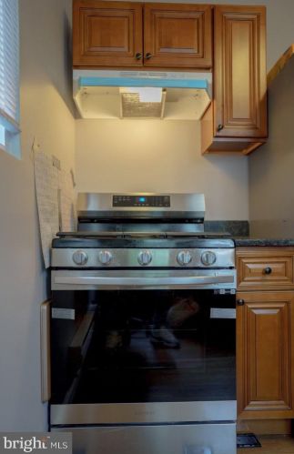 3140 Aramingo Ave, Philadelphia PA 19134-4516 exterior