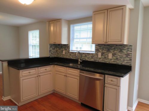 9703 Glen Ave, Silver Spring MD 20910-1132 exterior