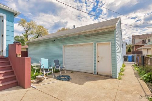 2507 Neva Ave, Chicago IL 60634-4719 exterior