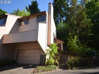 546 Montara Way, Eugene, OR 97405-4954