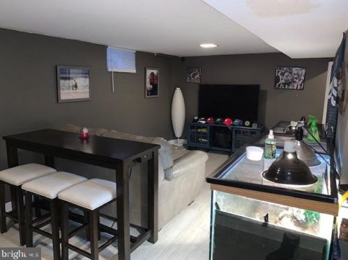 427 Springfield Ave, Camden NJ 08110-2848 exterior