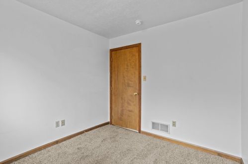 609 Marshall Ave, Pittsburgh PA 15214-3017 exterior