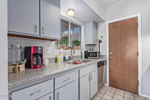 5070 Martin Ave, Tucson AZ 85713-3756 exterior