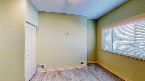 418 Borland St, Pittsburgh PA  15206-2920 exterior