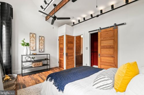 761 Hobart Pl, Washington DC 20001-3811 exterior