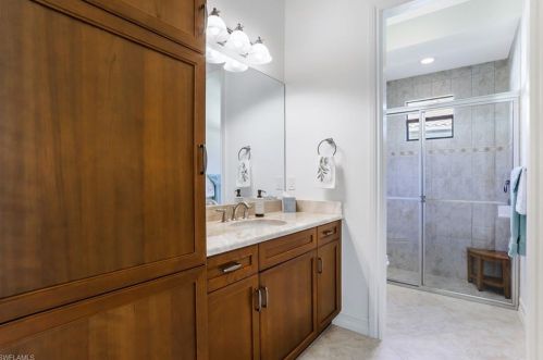 6838 Canwick Cove Cir, Naples FL 34113-3201 exterior