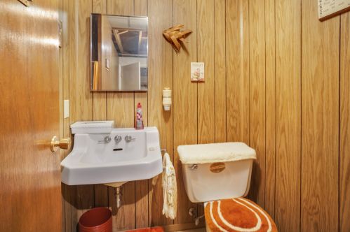 4859 87 St, Milwaukee WI 53224-4038 exterior