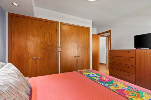 3521 Ohio Ave, Milwaukee WI 53207-2813 exterior