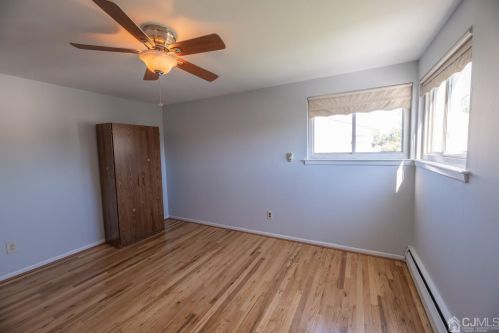 15 Sims Rd, Edison NJ 08817-3034 exterior