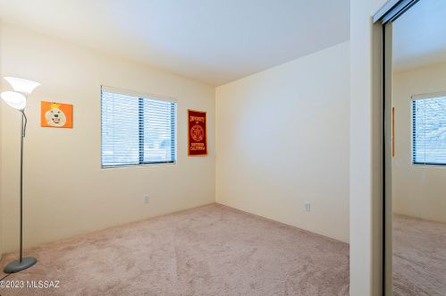 3121 Placita Agua Caliente, Tucson AZ  85712-1251 exterior