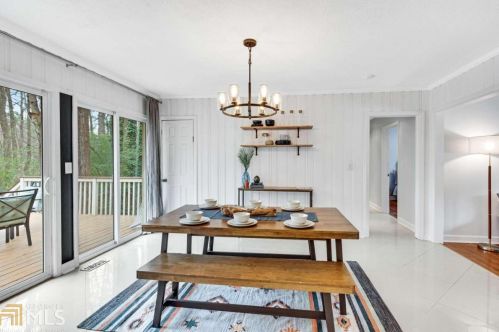 1474 Lavista Rd, Atlanta GA 30324-3848 exterior