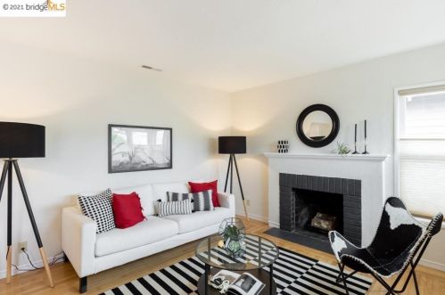 1424 Harmon St, Berkeley CA 94703-2725 exterior