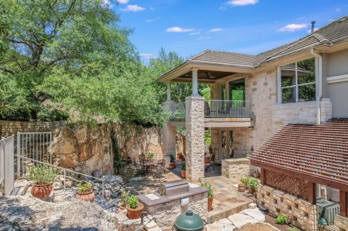 4316 Canoas Dr, Austin TX 78730-1446 exterior