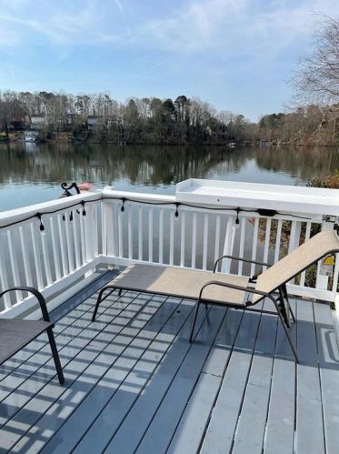 950 Lake Dr, Lithonia GA  30039-6640 exterior