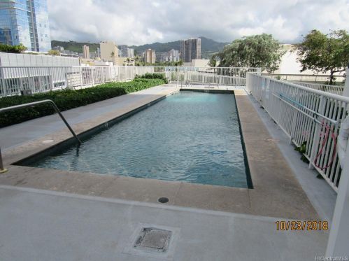 909 Kapiolani Blvd, Honolulu HI  96814-2199 exterior