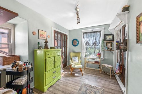 1032 Yale Ave, Saint Louis MO 63117-1823 exterior