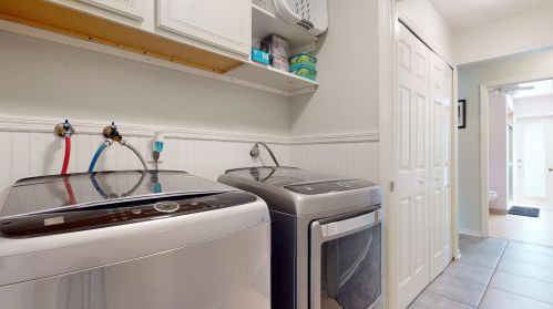 2471 Shell Ave, Fort Pierce FL  34952-6857 exterior