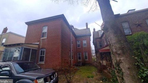 359 Hamilton Ave, Trenton NJ 08609-2711 exterior