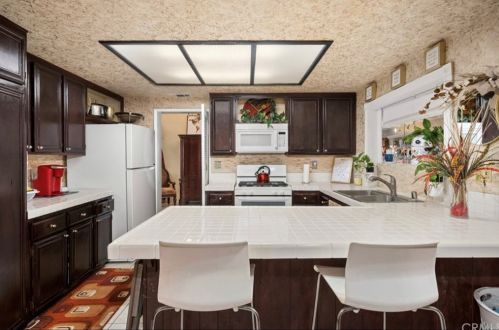 9031 Marmalade Ct, Riverside CA 92508-6227 exterior