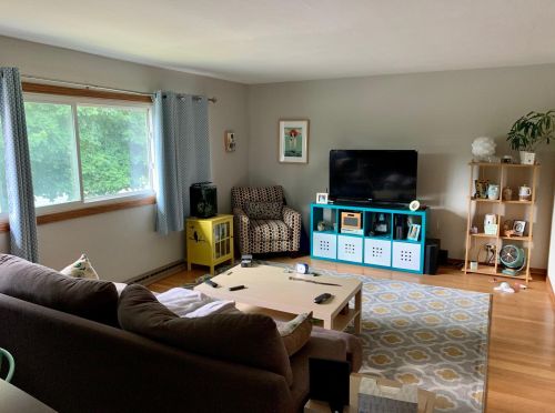 513 Howard Ave, Milwaukee, WI 53207-3814