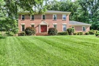 825 Aylesbury Dr, Lancaster PA  17601-1447 exterior