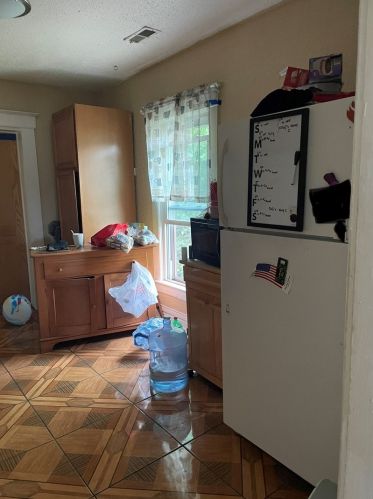 515 Jefferson St, Joliet IL 60435-6743 exterior